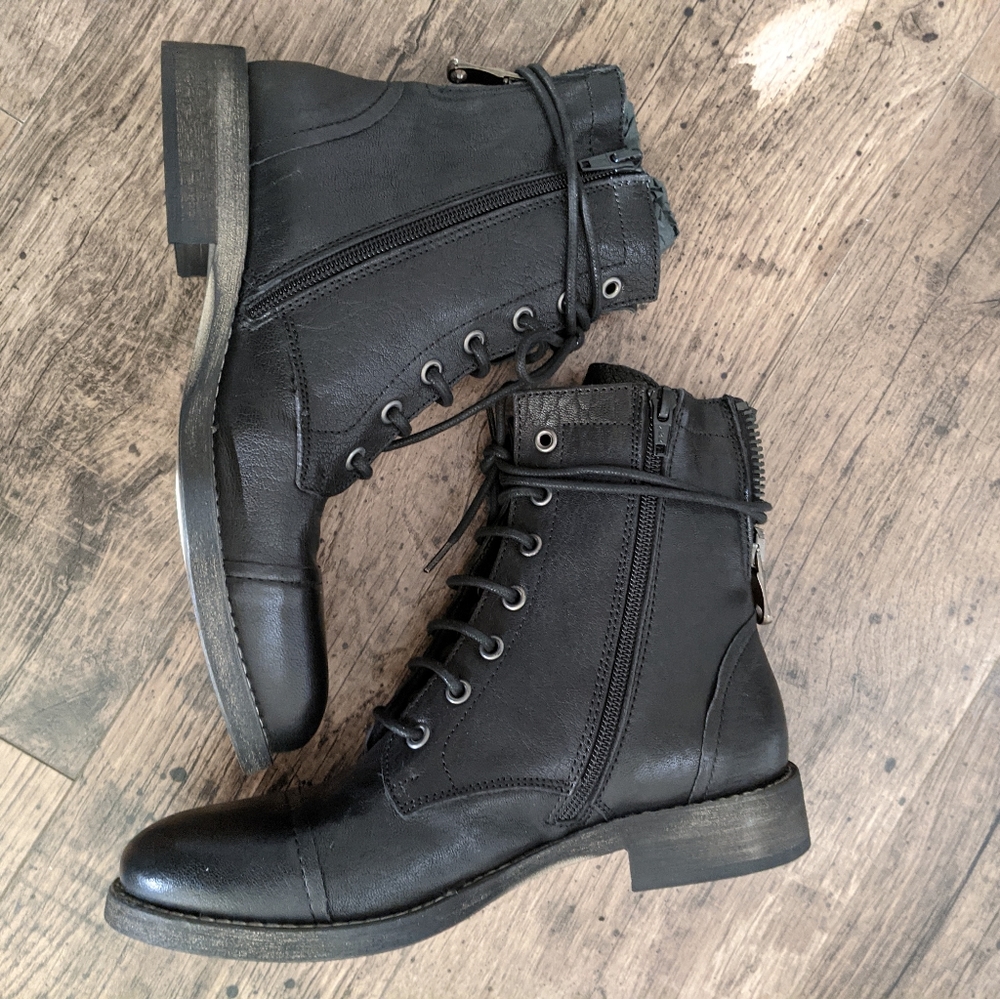 FREE PEOPLE Combat Boots New w/ box 37 7-7.5 Sold Out